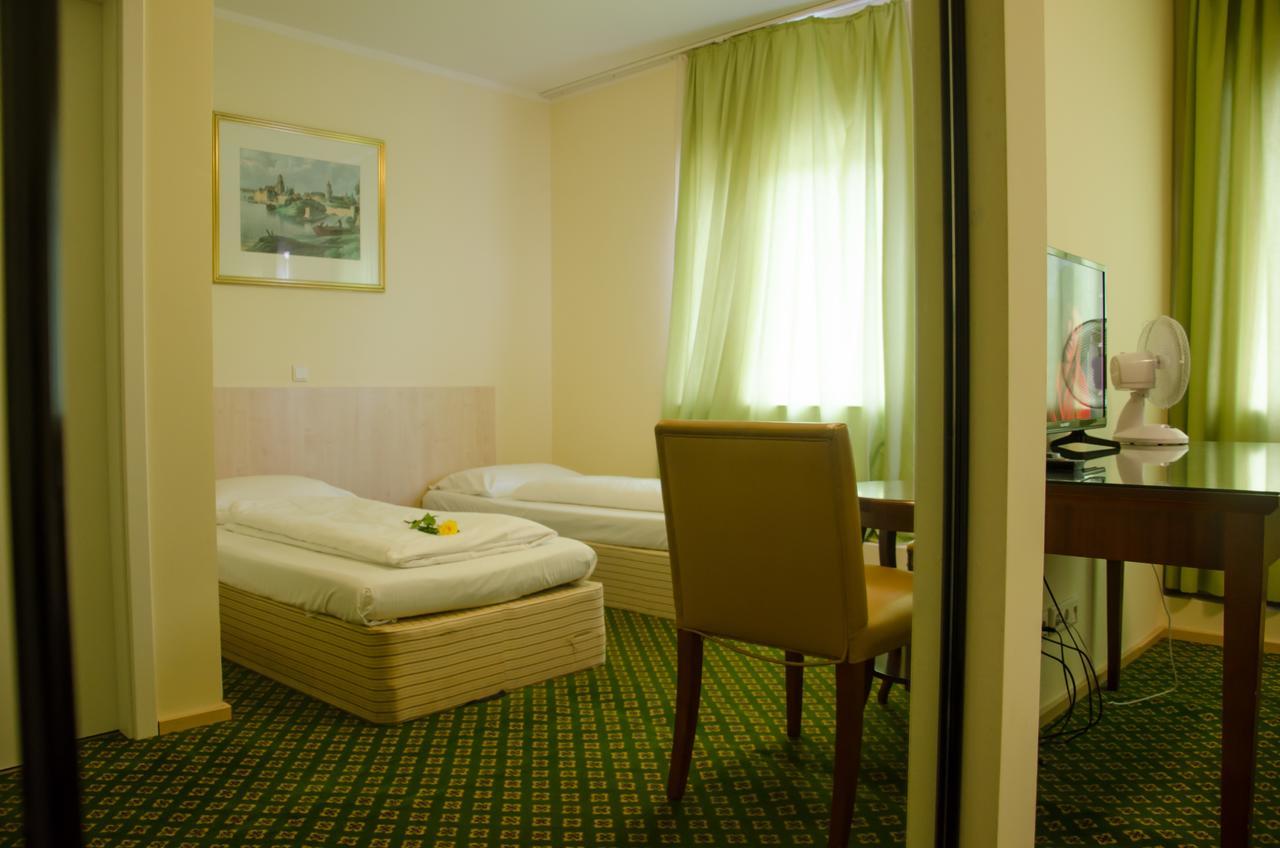 Panorama Hotel Frankfurt Offenbach Sued エクステリア 写真