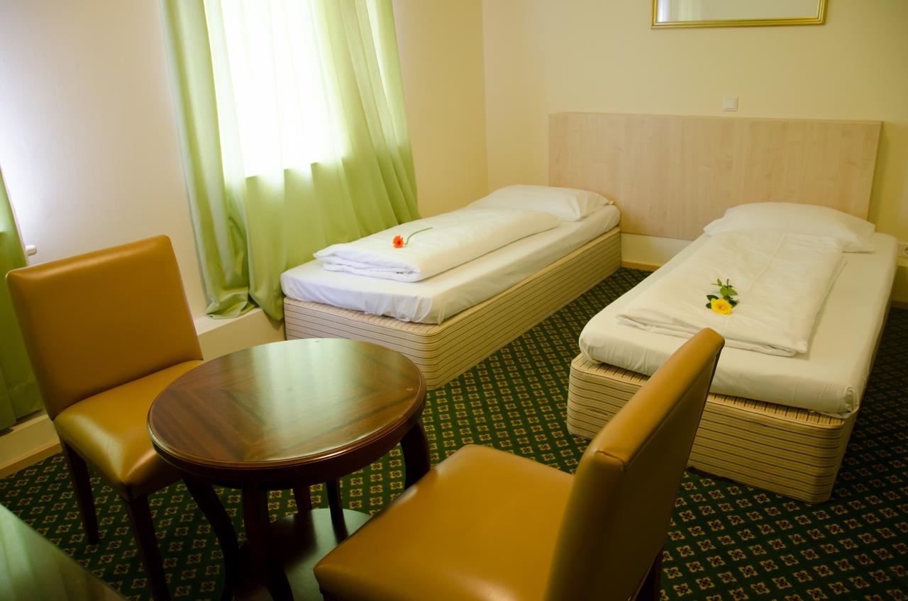 Panorama Hotel Frankfurt Offenbach Sued エクステリア 写真